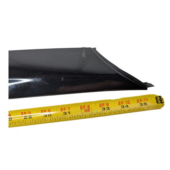 Gledewen Windshield Trim Molding – LH Rubber Edge - Picture 4 of 6